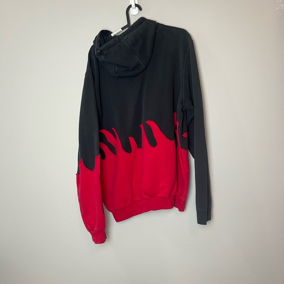 Nike red flame sweatshirt - Picture 3 of 3